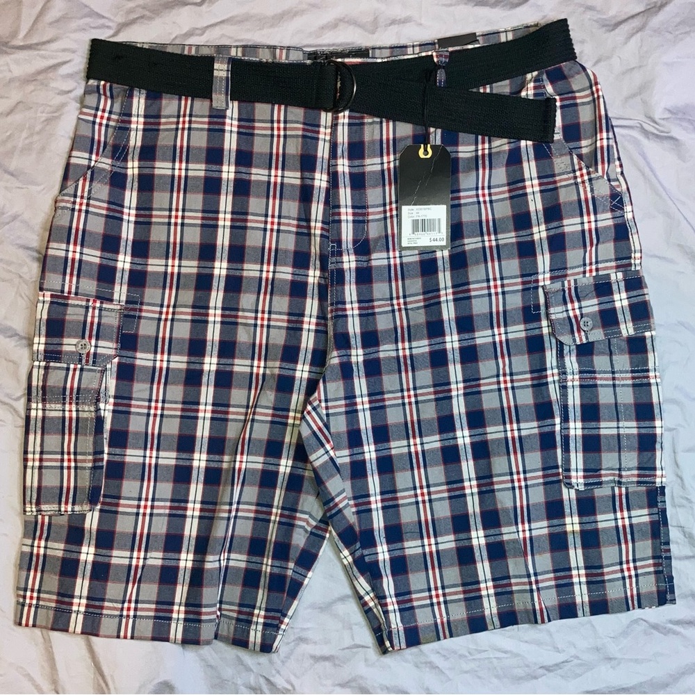 NEW Men's Beverly Hills Polo Club Cargo Shorts, Red/Blue Plaid, Size 44